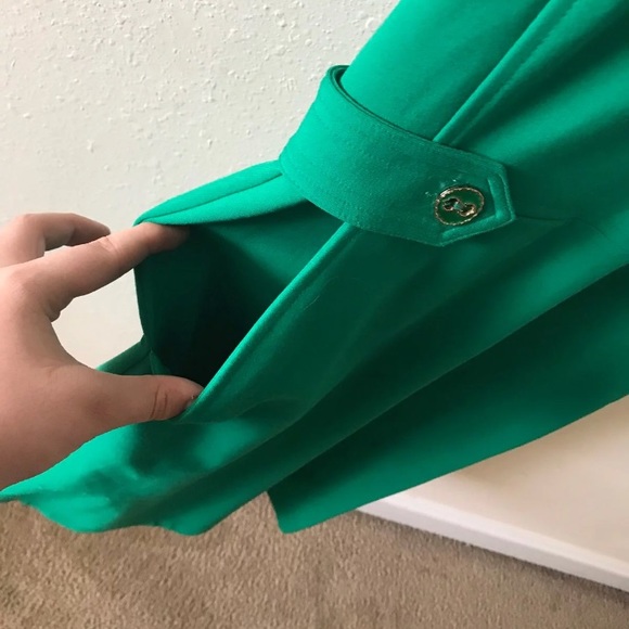 Dress - Picture 2 of 6